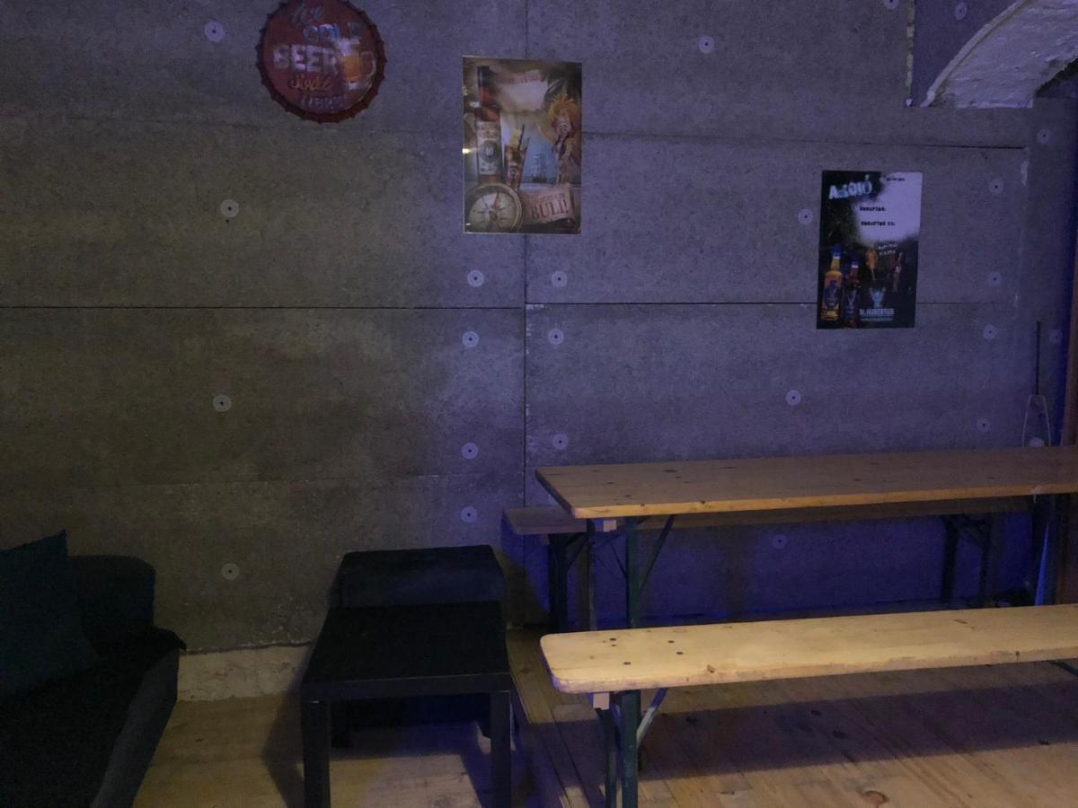 Whole Basement former Pub2 for stag do, men's cave Budapest Eksteriør billede