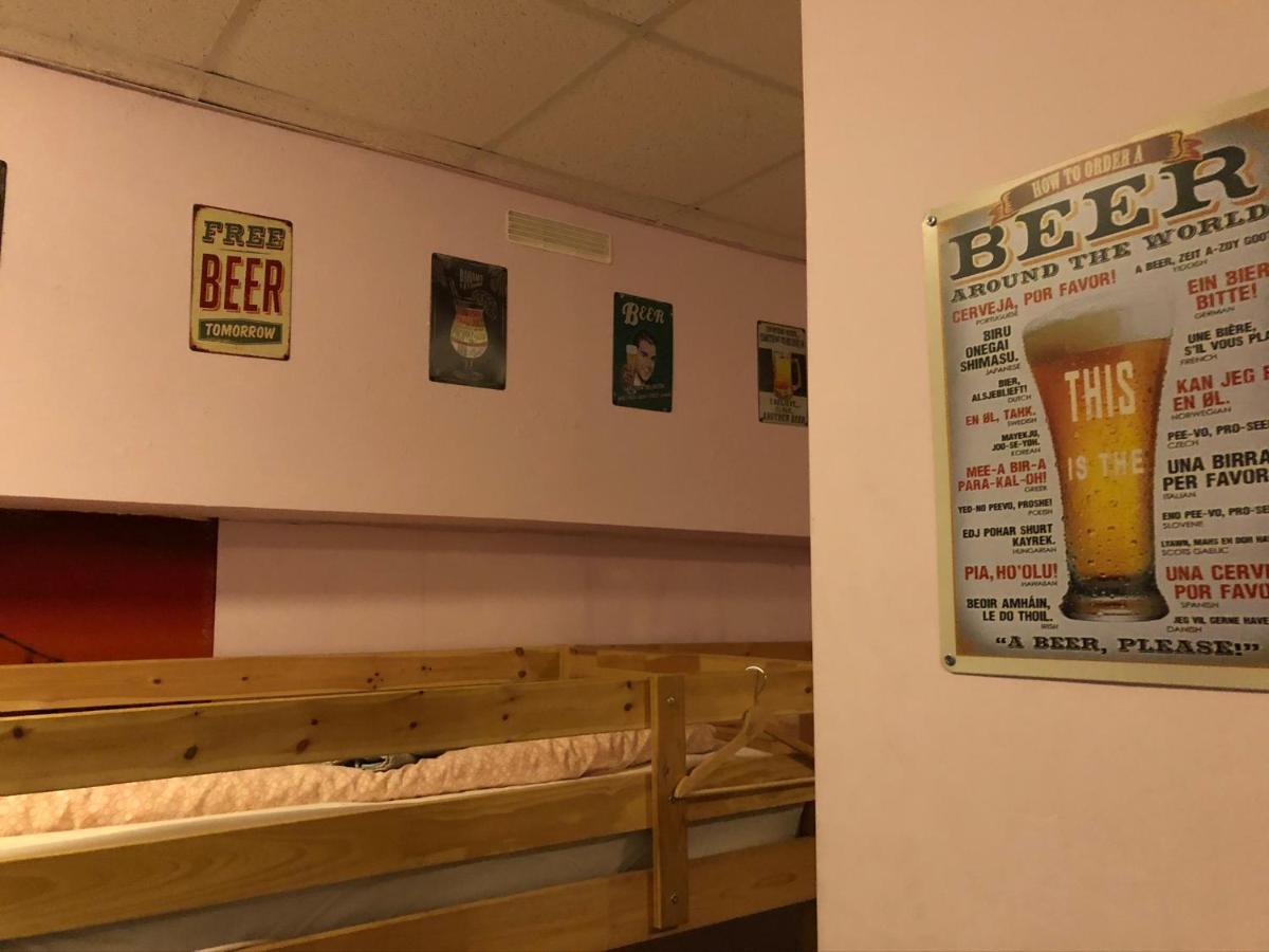 Whole Basement former Pub2 for stag do, men's cave Budapest Eksteriør billede